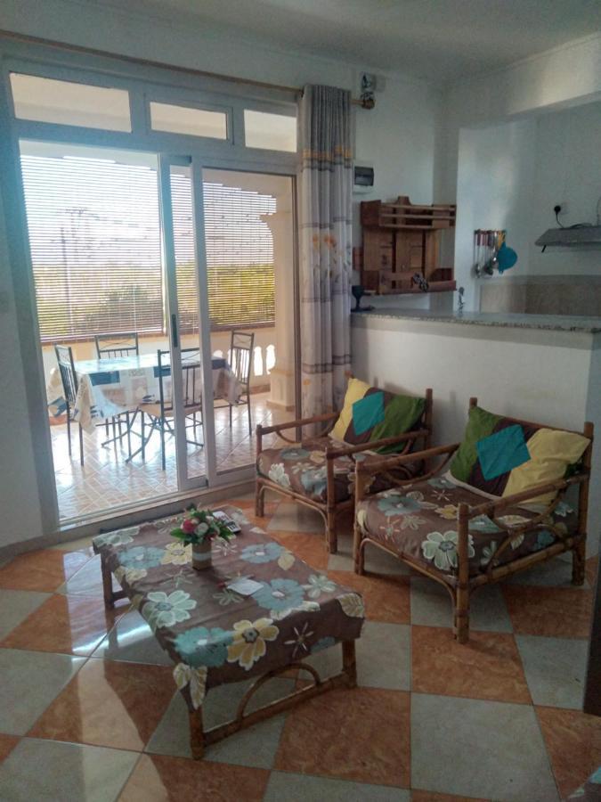 Appartamento Chez Bablou Grand Baie Esterno foto