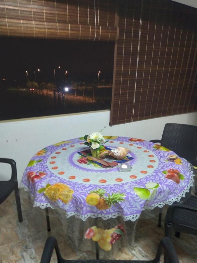 Appartamento Chez Bablou Grand Baie Esterno foto