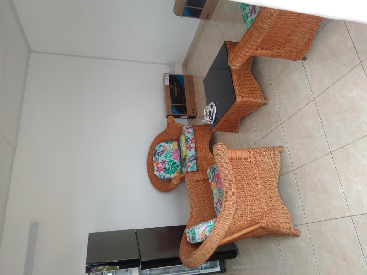 Appartamento Chez Bablou Grand Baie Esterno foto